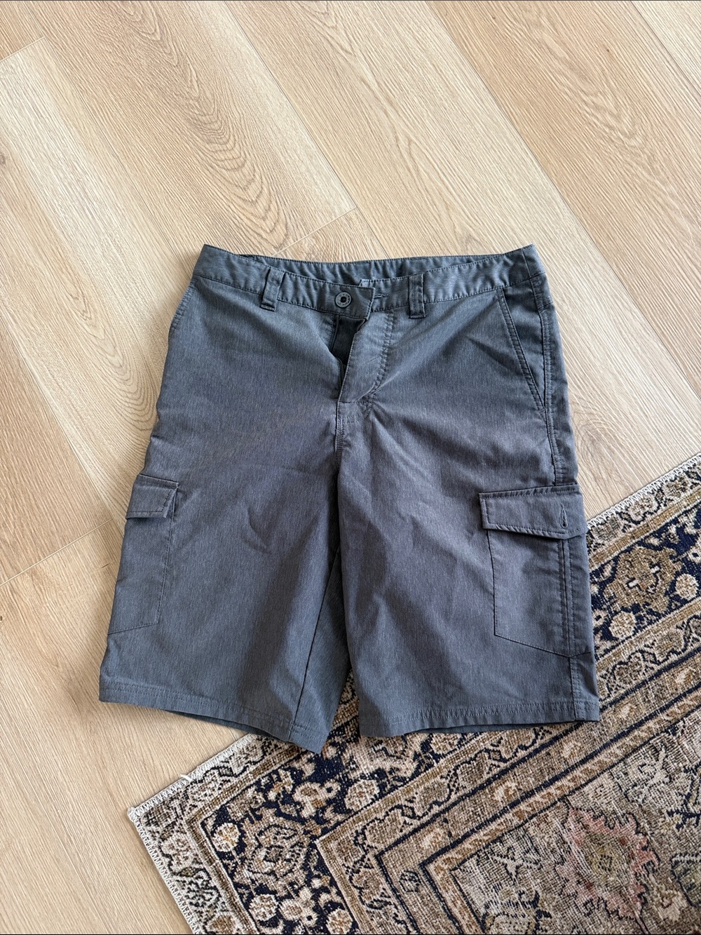 Men's 32 BKE Cargo Shorts in Charcoal Gray